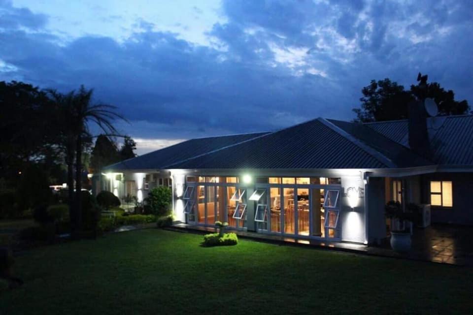 Nauntons Guest House & Wedding Venue Ladysmith Luaran gambar